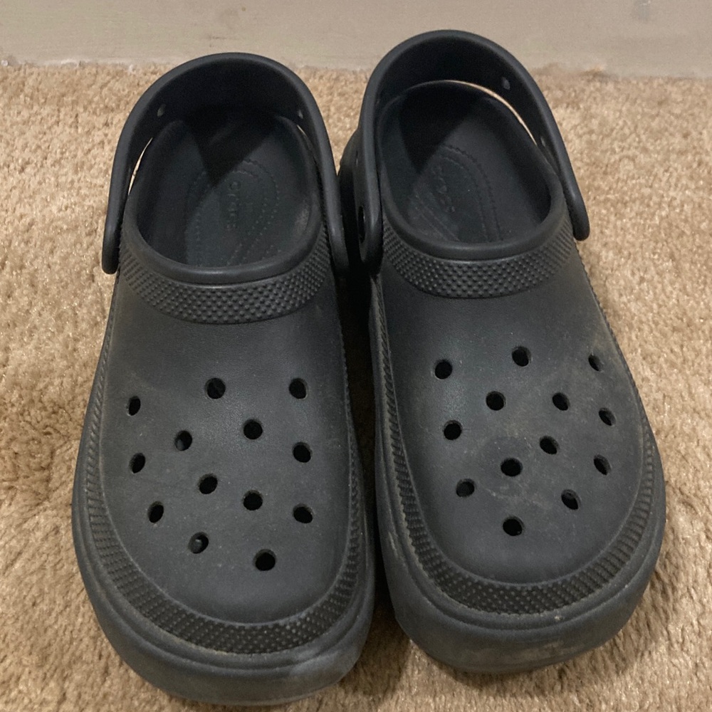 Black Iconic Crocs Comfort with Platform